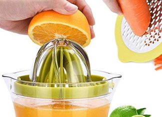 The Proper Way of Using a Manual Lemon Juicer for More Juice