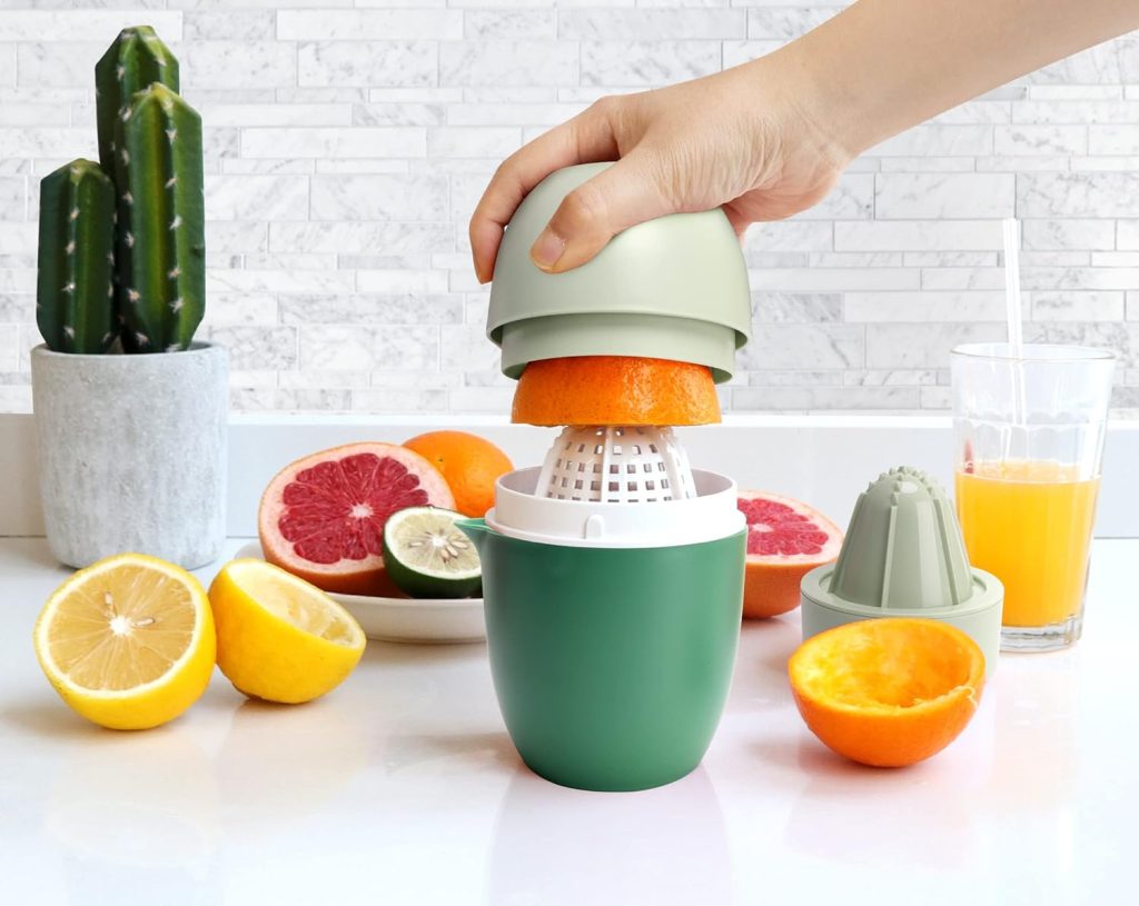Lechin Hand Juicer - Citrus Juicer with Lemon Shape - Hand Lemon Juicer with Two Press Options for Different Fruits (Green)