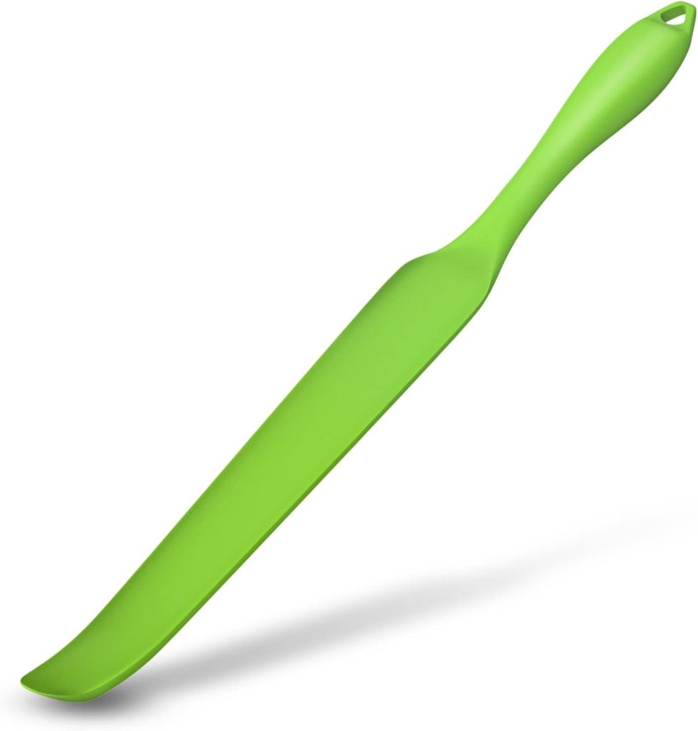 Silicone Blender Spatula for Vitamix, Under Blade Scraper for Vitamix Blender Spatula, Nonstick Heat Resistant Silicone Jar Spatula Scraper with Long HandleHanging Holes Reusable (Green)