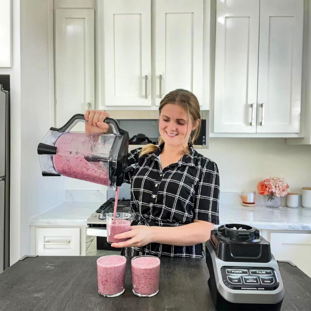 Lid Replacement for Ninja Blender 72 OZ Pitcher, Replacement Parts Top Locking Lid Cover for Ninja Blender BL642 BN701 BN751 BN801 BL610 DB751A CT610, Ninja New Model Food Processor Accessories