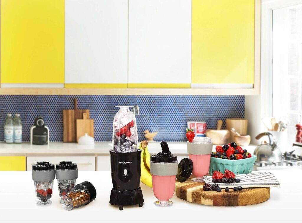 Elite Gourmet EPB-1800A# 17-Piece Personal Drink Mixer Blender, Sports Blender 16 Oz capacity, Includes Chopping and Blending Blade, Drink Lids and Extra Cups Elite Gourmet EPB-1800A# 17-Piece Personal Drink Mixer Blender, Sports Blender 16 Oz capacity, Includes Chopping and Blending Blade, Drink Lids and Extra Cups